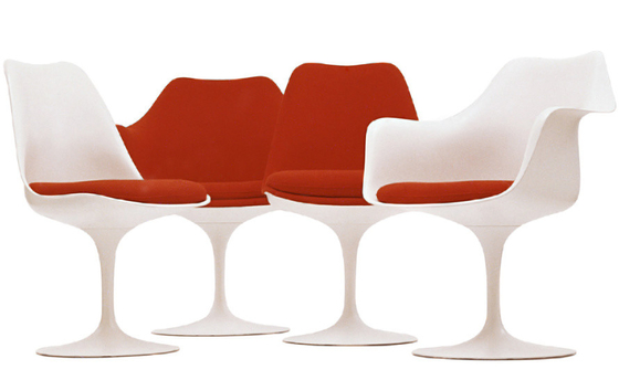 China Cadeira branca da tulipa do outeiro da cafetaria, cadeira da tulipa de Saarinen com coxim fornecedor