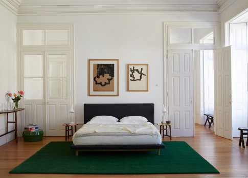 China Cama moderna estofada tela do quadro, cama do tamanho do dobro do uso do quarto da madeira de carvalho fornecedor
